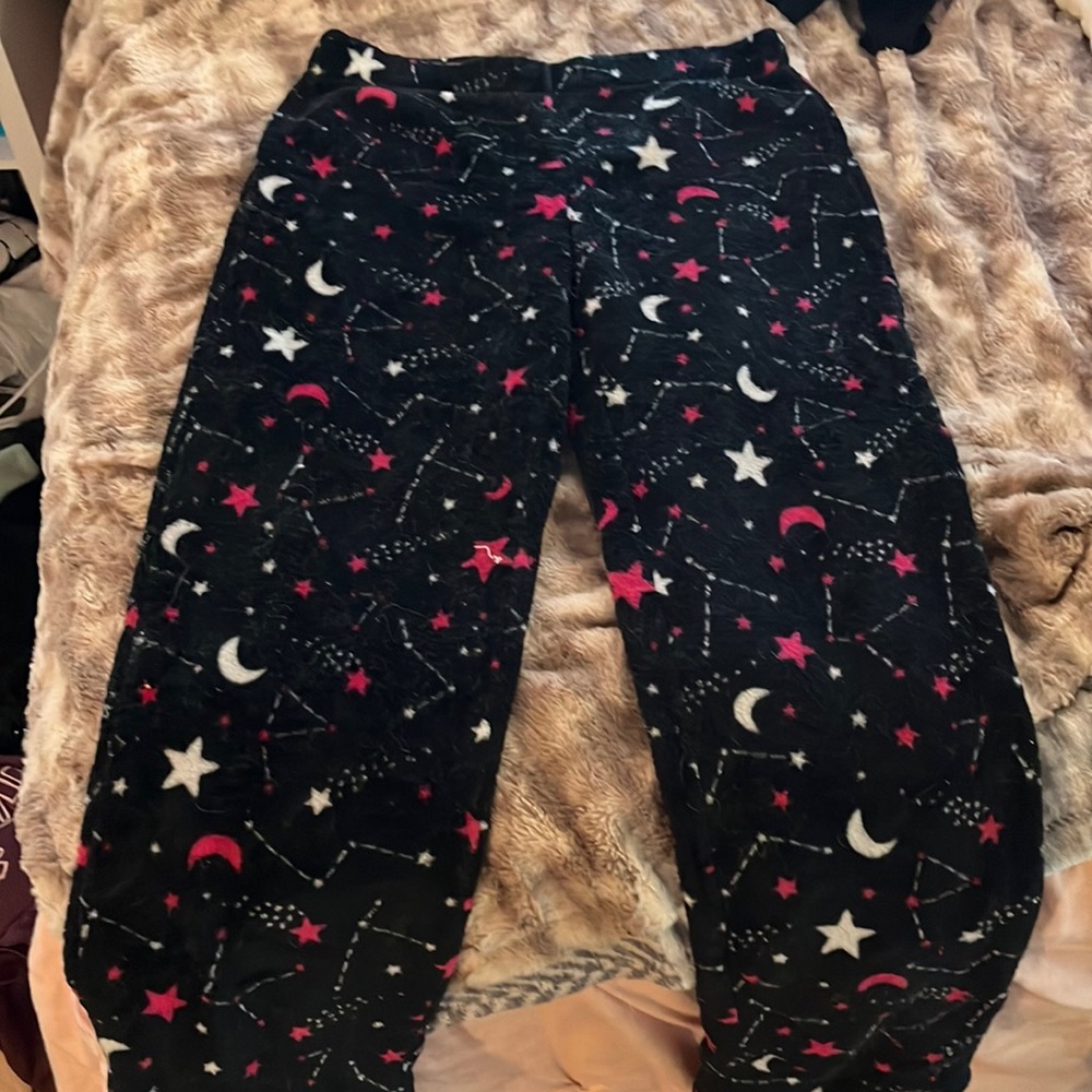 Black star pajama pants